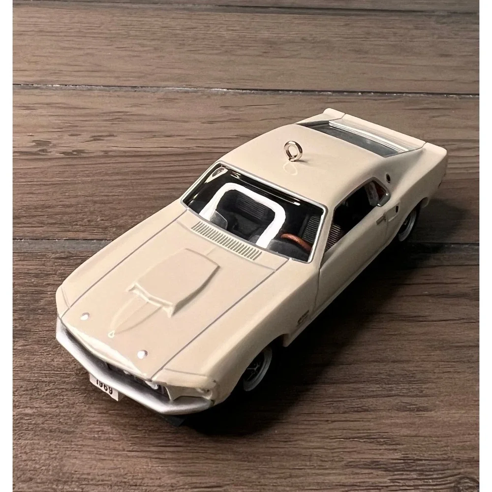 Hallmark‎ 2017 NEW Christmas Ornament 1969 Ford Mustang #27 Classic Cars Series